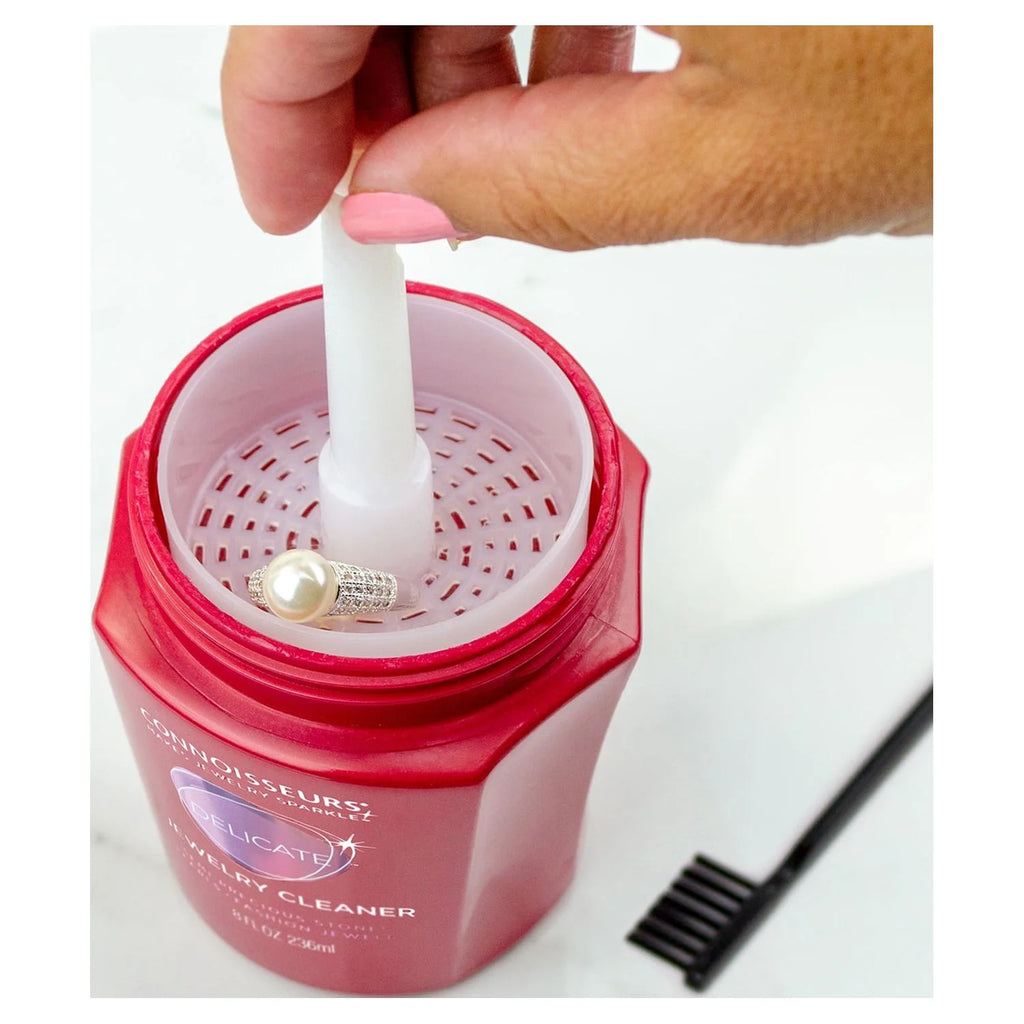 All-Purpose Jewelry Cleaning Kit with Cleaner Solution and Polishing Cloths