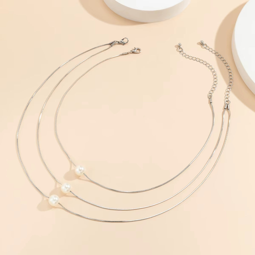Lunara™ Boho Pearl Clavicle Necklace – Effortless Glow, Timeless Grace